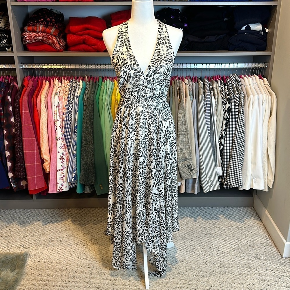Halston Heritage white/black/gray cheetah print sleeveless/backless dress size 2